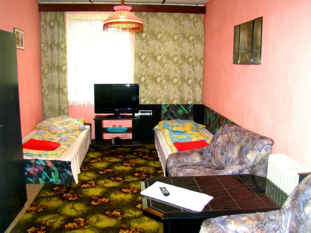 Hotel Osrodek Wypoczynkowy Oaza Kuznica Zbaska Exteriér fotografie