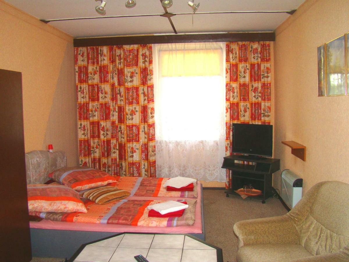 Hotel Osrodek Wypoczynkowy Oaza Kuznica Zbaska Exteriér fotografie